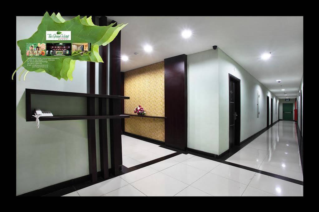 Sans Hotel Green Bekasi By Reddoorz Экстерьер фото