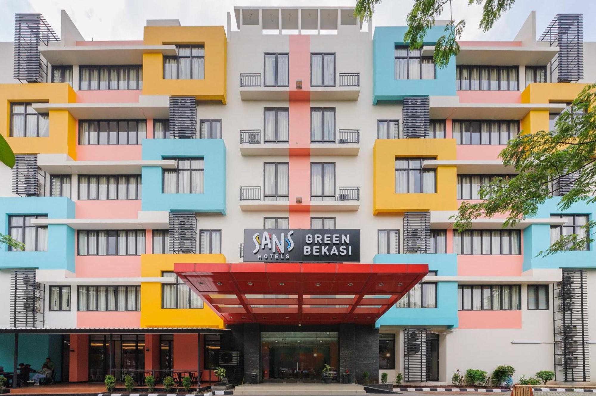 Sans Hotel Green Bekasi By Reddoorz Экстерьер фото