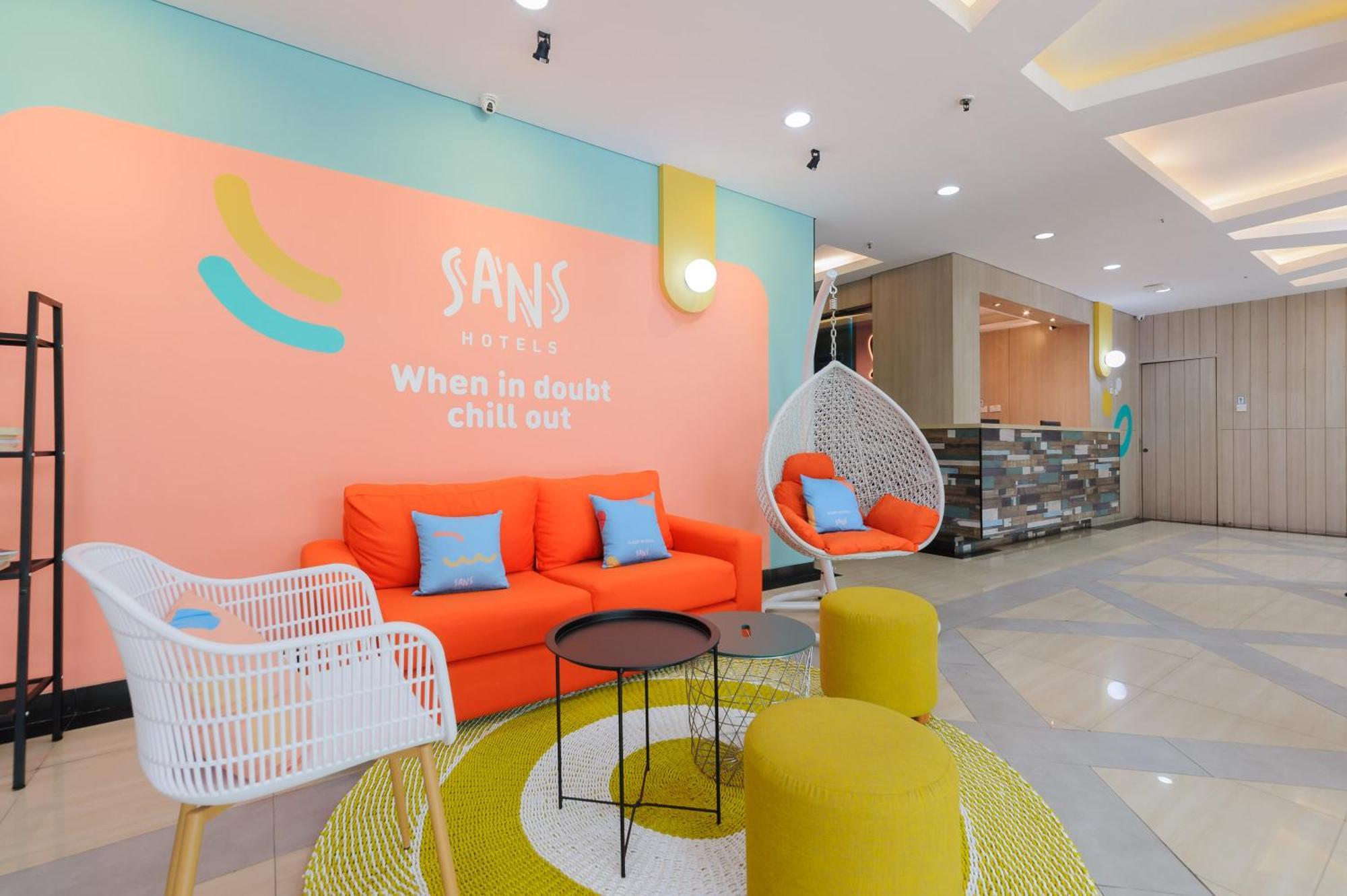Sans Hotel Green Bekasi By Reddoorz Экстерьер фото
