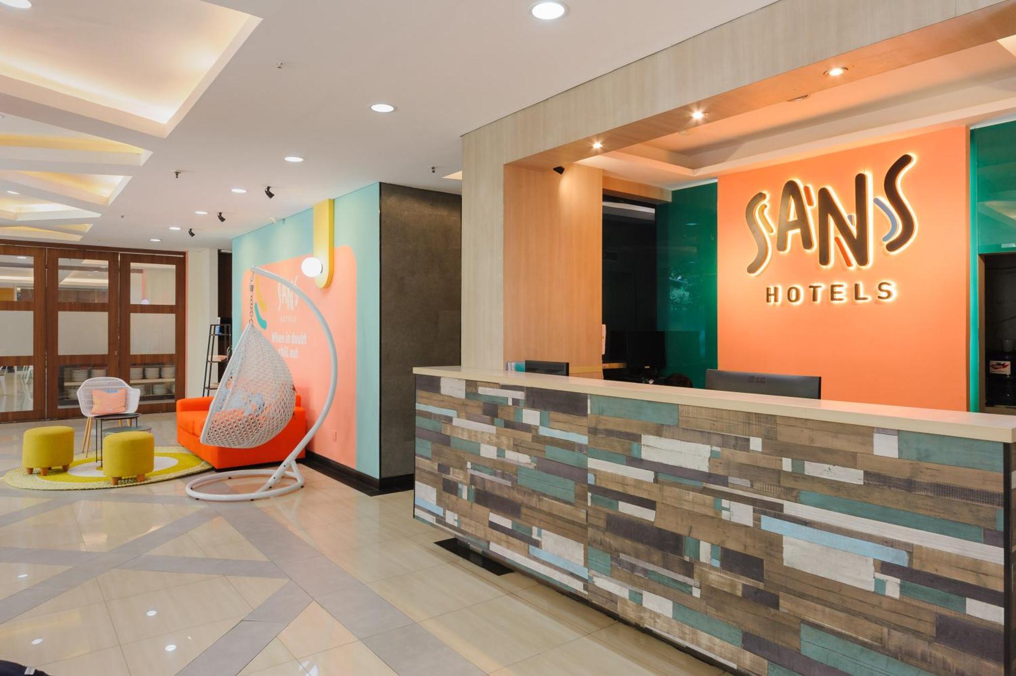 Sans Hotel Green Bekasi By Reddoorz Экстерьер фото